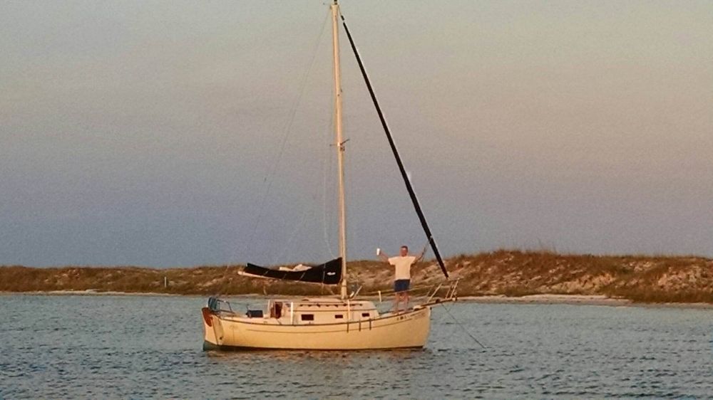 flicka cajun beauty stb side at anchor