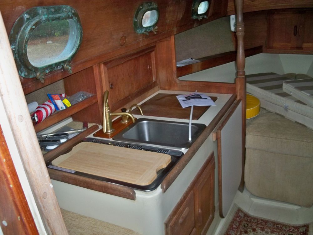 flicka papillon galley.JPG