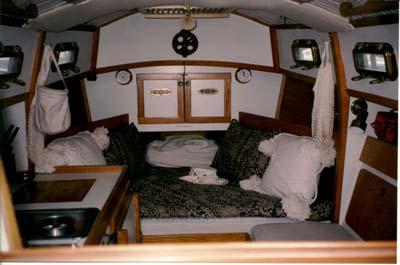 V-Berth of s/y Baby Grand